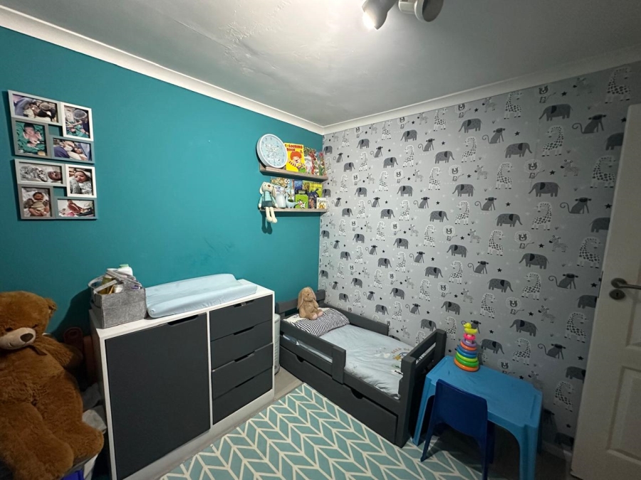  Bedroom Property for Sale in Goodwood Central Western Cape